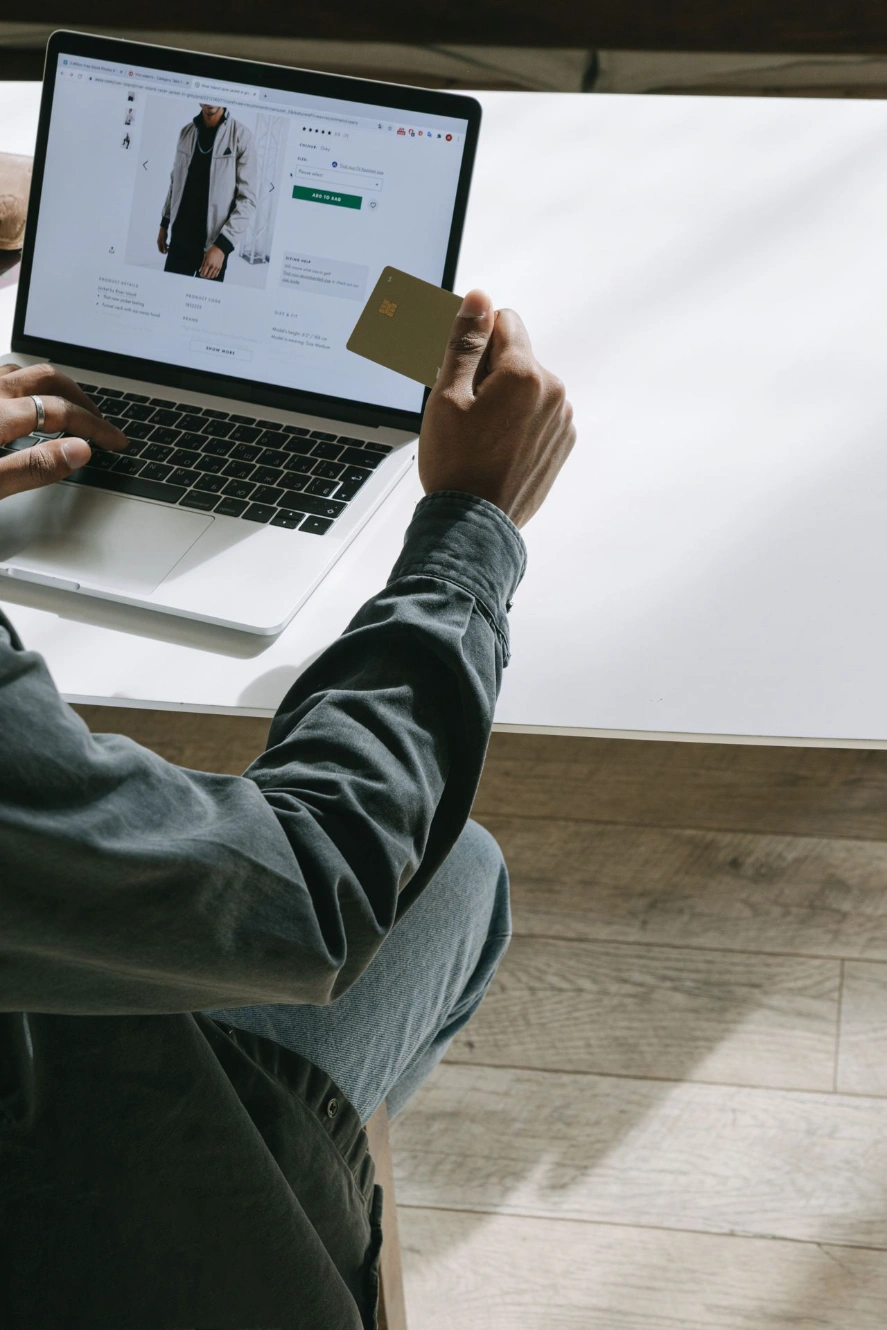 Fast-loading e-commerce website design example